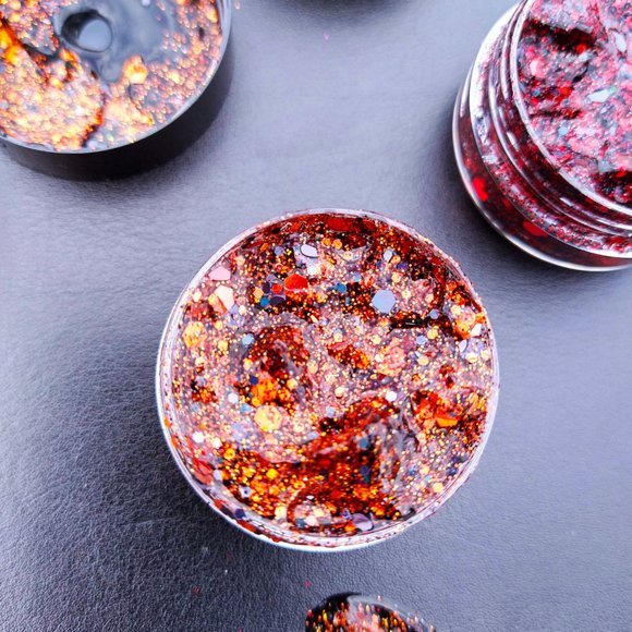 Alchemy Workshop Handmade Body Glitter Gel - Halloween Edition - Hallows (10ml) - Picture 6 of 9